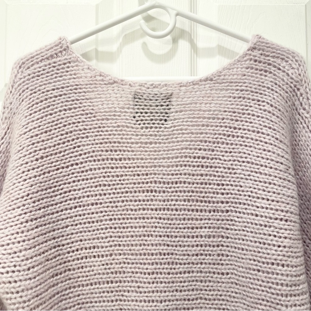American Eagle Outfitters V Neck Sweater - Picture 5 of 10